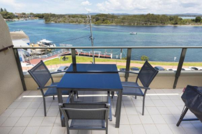 Wharf Street Vista, Forster